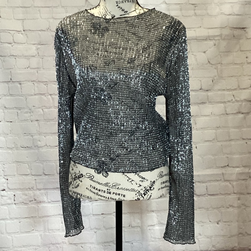 2048. Top Shop Metallic Long Sleeve Blouse NWT Size 12